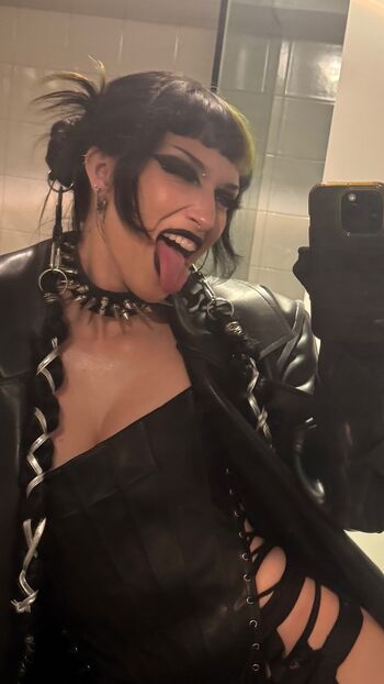 Full leaked Dani thorne page private onlyfans photo