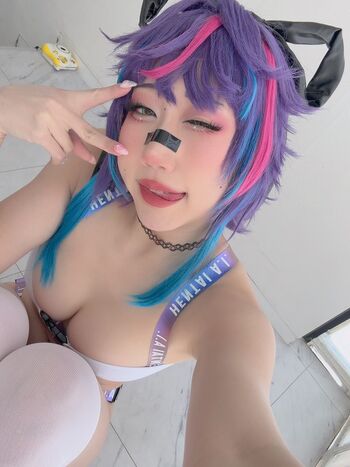 Full leaked Danisaurz page private onlyfans photo