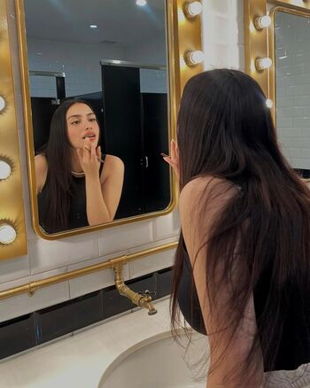 Full leaked Danya vianney private onlyfans photo