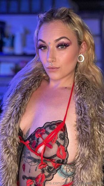 Full leaked Daphne dangereux private onlyfans photo
