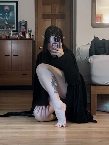 Full leaked Darkscaryswamp private onlyfans photo