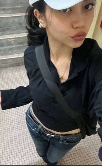 Full leaked Dayanafiqh private onlyfans photo