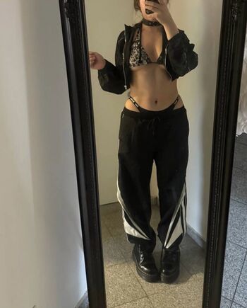 Full leaked Deadblondinka private onlyfans photo