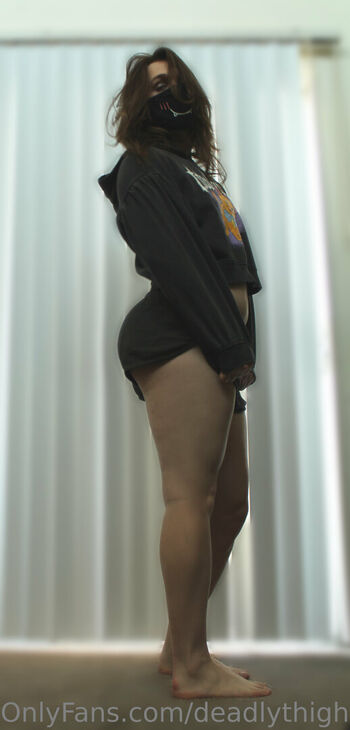 Full leaked Deadlythighs private onlyfans photo