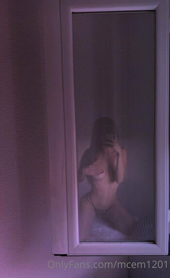 Full leaked Dearpeach xx page private onlyfans photo