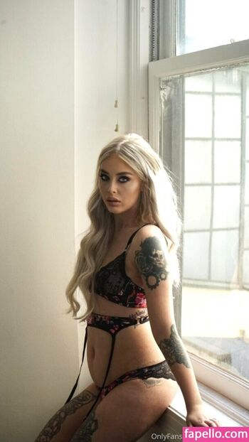 Full leaked Deavanclegg private onlyfans photo