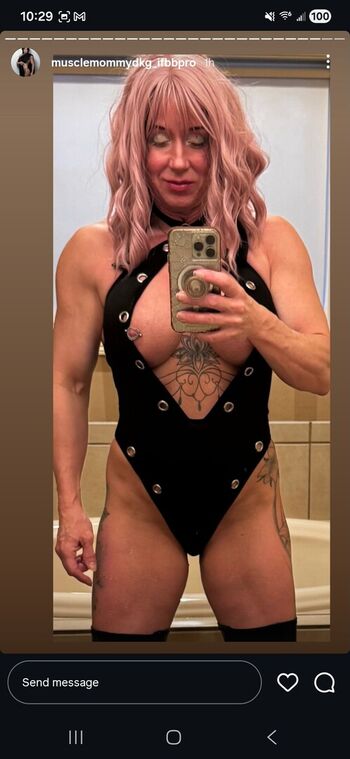 Full leaked Debbie grass page private onlyfans photo