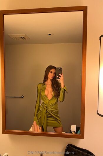 Full leaked Debbie st pierre  page private onlyfans photo