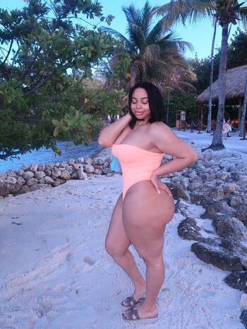 Full leaked Dee lanee private onlyfans photo