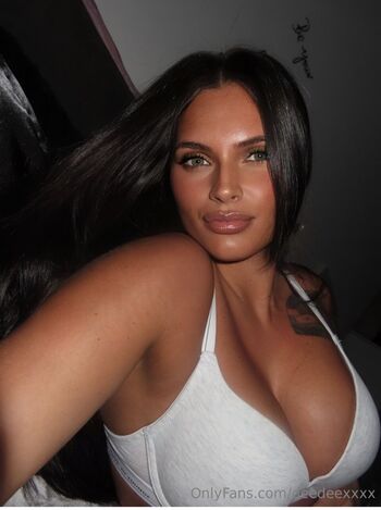 Full leaked Deedeexxxx private onlyfans photo