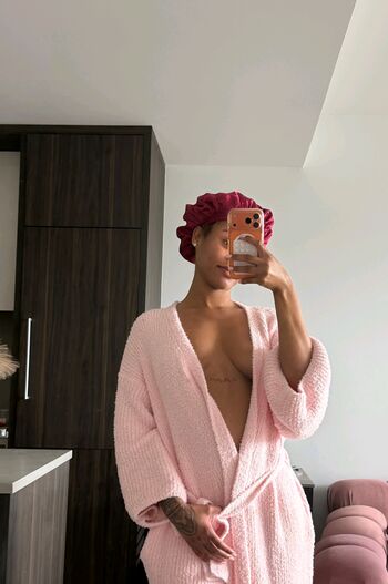 Full leaked Dejarennae private onlyfans photo