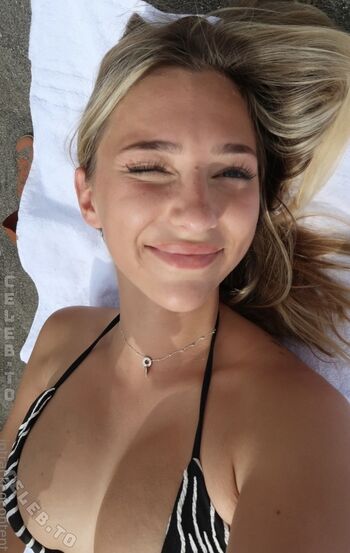 Full leaked Delfinestal private onlyfans photo