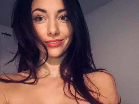 Full leaked Delphine wespiser private onlyfans photo