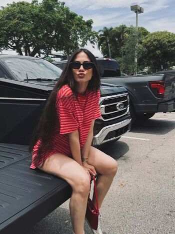 Full leaked Demet ozdemir private onlyfans photo