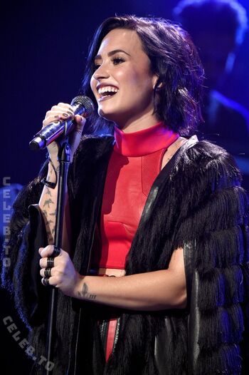 Full leaked Demi lovato page private onlyfans photo