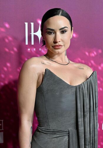 Full leaked Demi lovato page private onlyfans photo