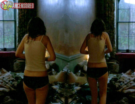 Full leaked Deschanel private onlyfans photo