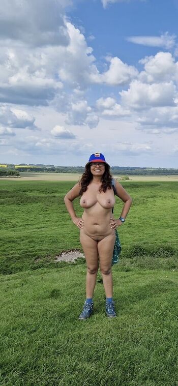 Full leaked Desertrosemay private onlyfans photo