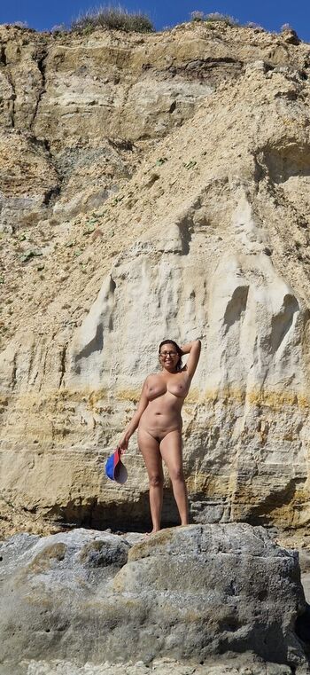 Full leaked Desertrosemay private onlyfans photo