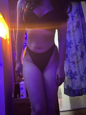 Full leaked Desi aunty private onlyfans photo