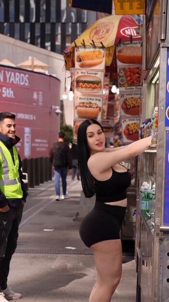 Full leaked Desiree markovich private onlyfans photo