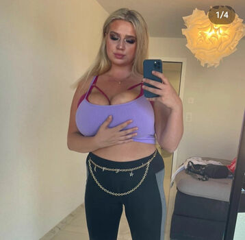 Full leaked Desiree reichmuth private onlyfans photo