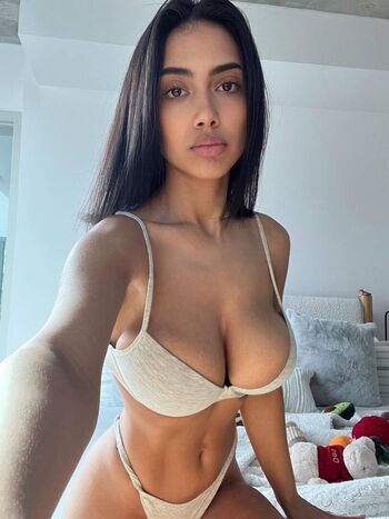 Full leaked Desss private onlyfans photo