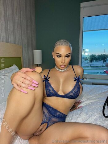 Full leaked Destinicreams private onlyfans photo