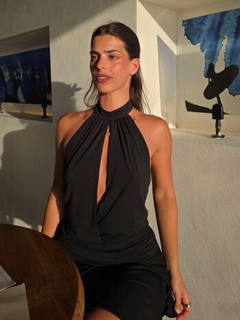 Full leaked Develique page private onlyfans photo