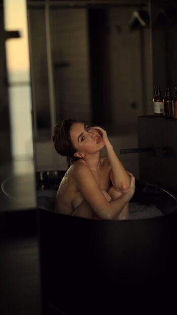 Full leaked Dia kravts royssdia private onlyfans photo