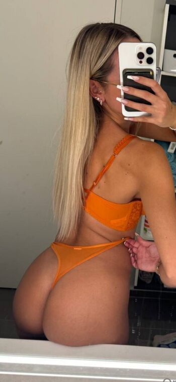 Full leaked Dianabanana private onlyfans photo