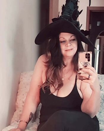 Full leaked Diane andrews private onlyfans photo