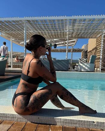 Full leaked Didi shana private onlyfans photo