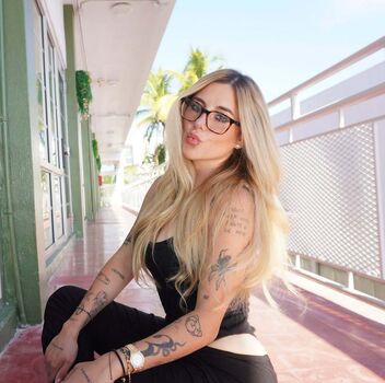 Full leaked Didiroficial private onlyfans photo