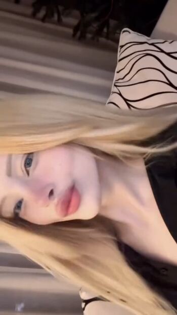 Full leaked Dilannbulgan private onlyfans photo