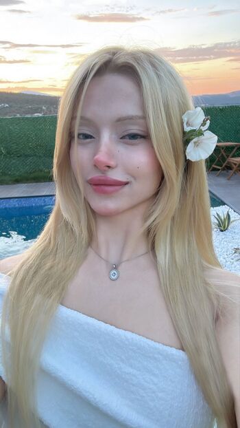 Full leaked Dilannbulgan private onlyfans photo