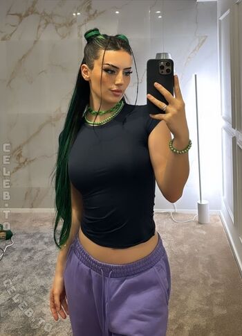 Full leaked Dilaraa private onlyfans photo