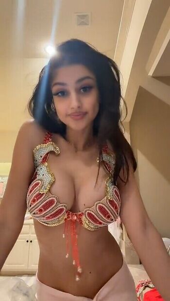 Full leaked Divaflawless  page private onlyfans photo