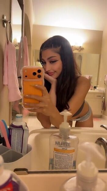 Full leaked Divaflawless private onlyfans photo