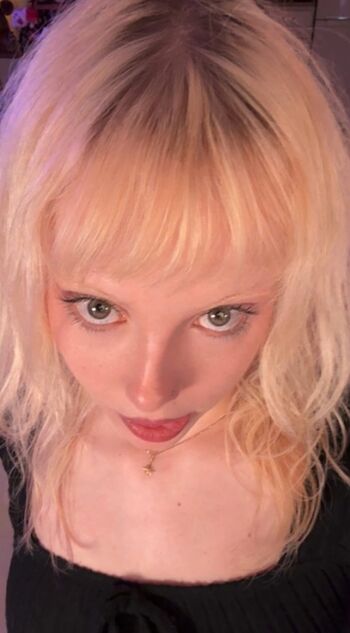 Full leaked Divvity private onlyfans photo