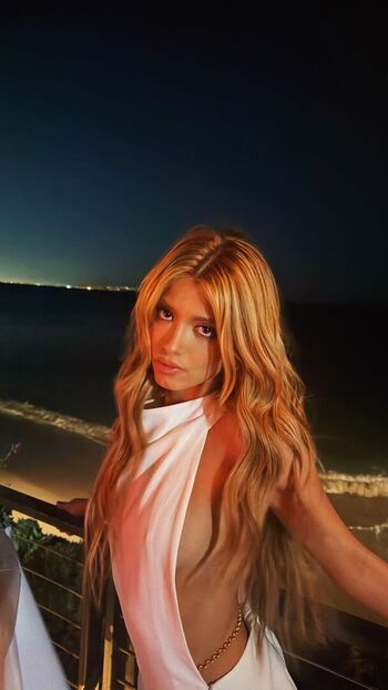 Full leaked Dixie d amelio page private onlyfans photo