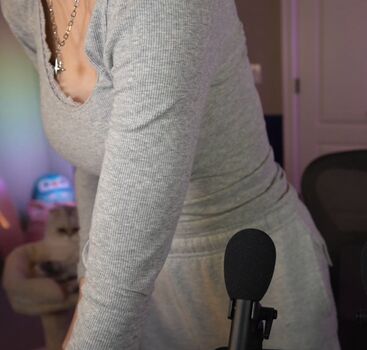 Full leaked Dizzykitten page private onlyfans photo