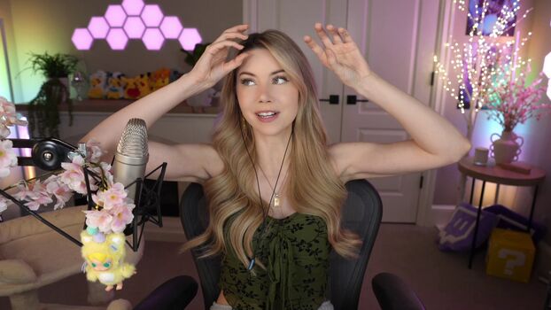 Full leaked Dizzykitten page private onlyfans photo