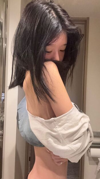 Full leaked Dlwlgpp private onlyfans photo