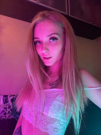 Full leaked Dolly rud private onlyfans photo