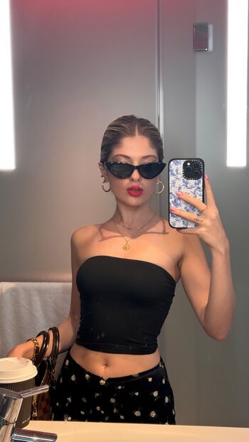 Full leaked Donya dadrasan private onlyfans photo