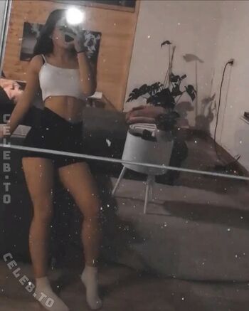 Full leaked Doreen gnadi private onlyfans photo