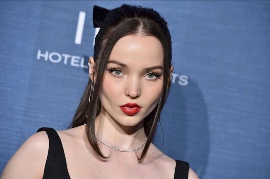 Dove Cameron