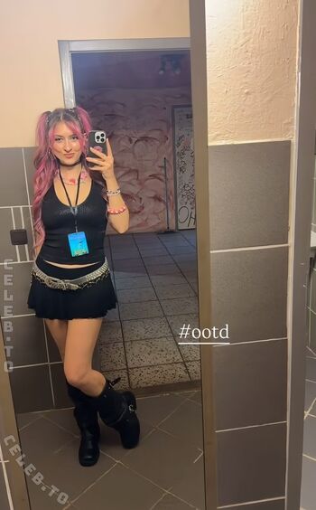 Full leaked Dueja musik private onlyfans photo