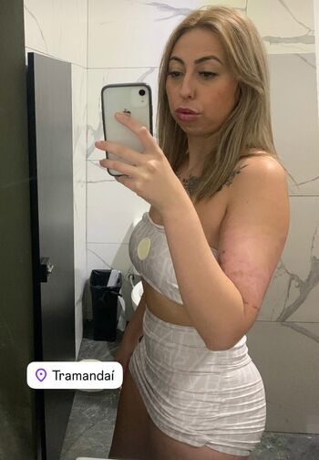 Full leaked Eaicarlaa private onlyfans photo